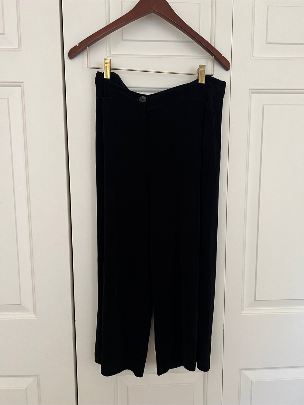 Chico's Black Wide-Leg Culotte Pants